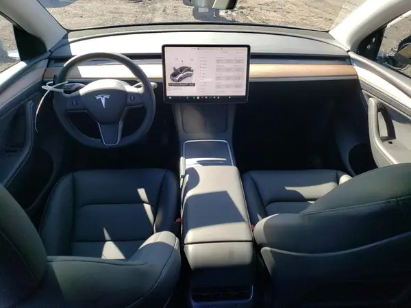 7SAYGDEE3RA322303 2024 TESLA MODEL Y - Image 8