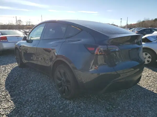 7SAYGDEE3RA326805 2024 TESLA MODEL Y - Image 2