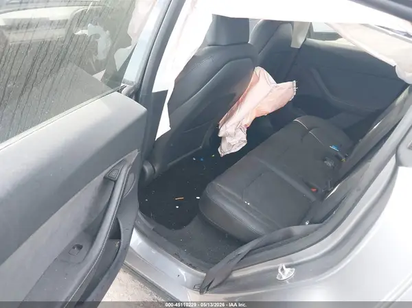 7SAYGDEE3RA327081 2024 TESLA MODEL Y - Image 8
