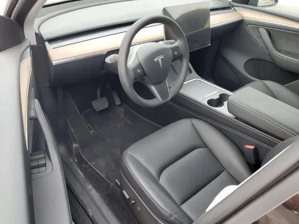 7SAYGDEE3RA328991 2024 TESLA MODEL Y - Image 8