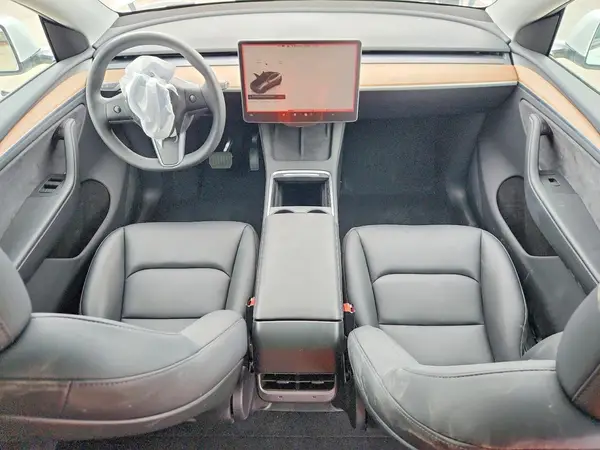 7SAYGDEE3RA333415 2024 TESLA MODEL Y - Image 8