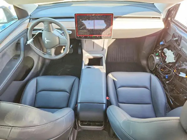 7SAYGDEE3RA334077 2024 TESLA MODEL Y - Image 8