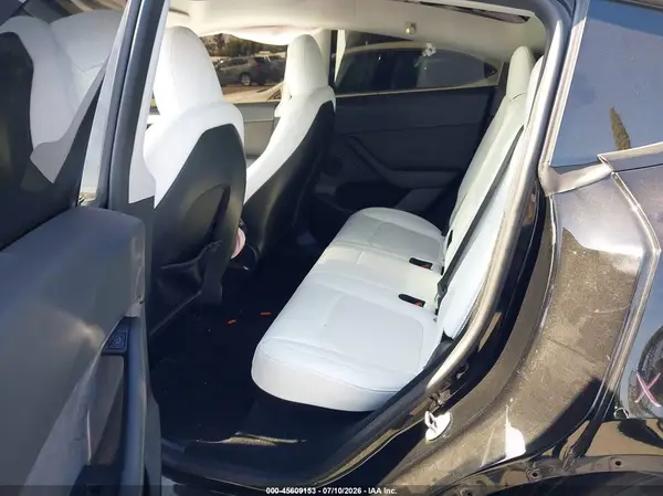 7SAYGDEE3RF004443 2024 TESLA MODEL Y - Image 8