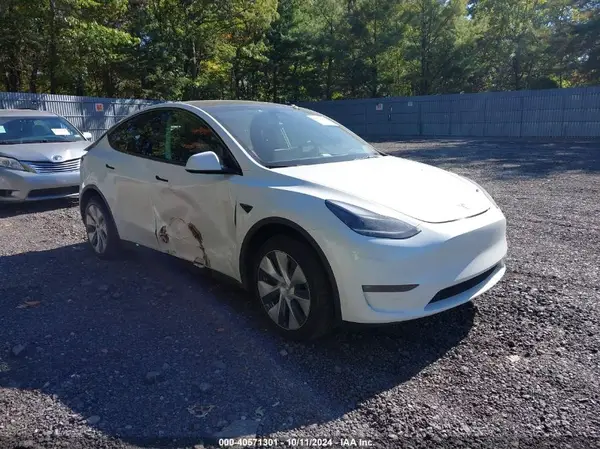 7SAYGDEE3RF007794 2024 TESLA MODEL Y - Image 1