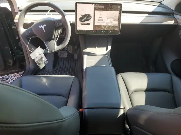 7SAYGDEE3RF025549 2024 TESLA MODEL Y - Image 8
