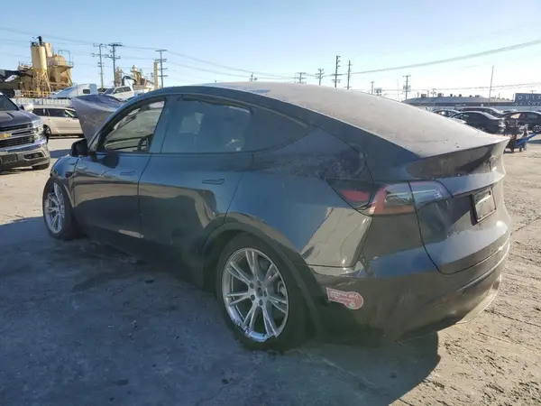 7SAYGDEE3RF031934 2024 TESLA MODEL Y - Image 2