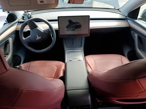 7SAYGDEE3RF060088 2024 TESLA MODEL Y - Image 8