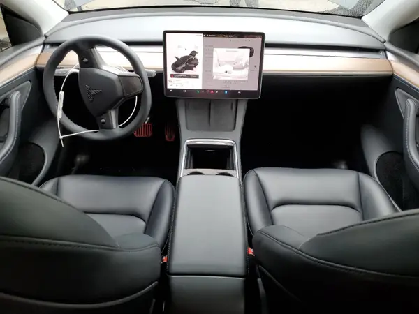 7SAYGDEE3RF061550 2024 TESLA MODEL Y - Image 8