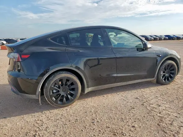 2024 TESLA MODEL Y COPART lot 68534015 auction photo 3