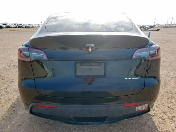 2024 TESLA MODEL Y COPART lot 68534015 auction photo 6