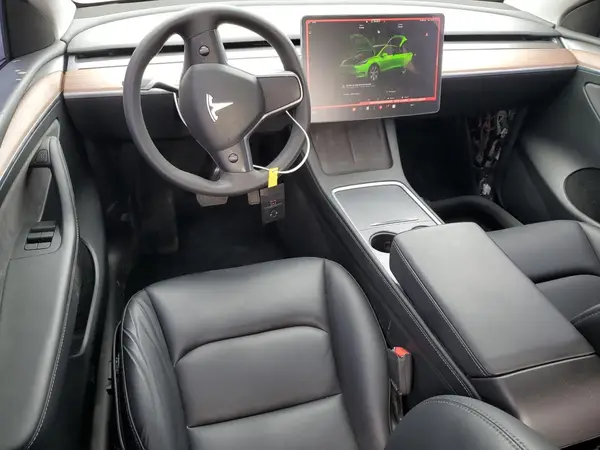 7SAYGDEE3RF066215 2024 TESLA MODEL Y - Image 8