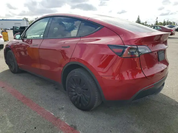 7SAYGDEE3RF067087 2024 TESLA MODEL Y - Image 2