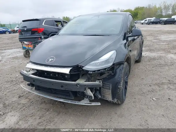 7SAYGDEE3RF067901 2024 TESLA MODEL Y - Image 2