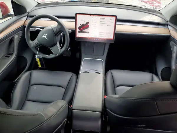 7SAYGDEE3RF069650 2024 TESLA MODEL Y - Image 8