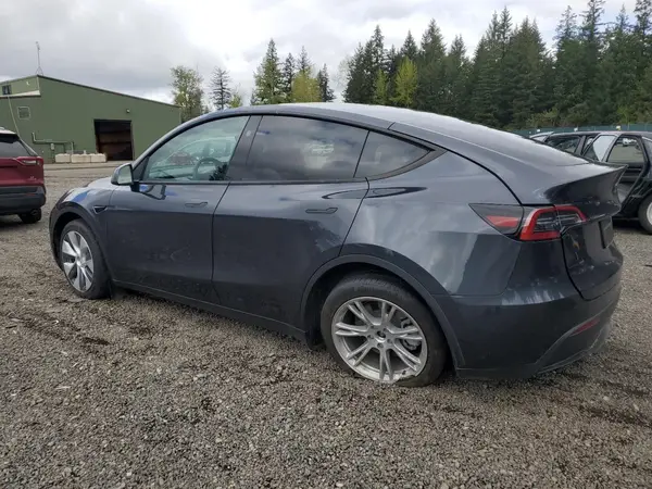 7SAYGDEE3RF072919 2024 TESLA MODEL Y - Image 2