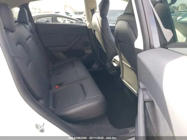 7SAYGDEE3RF079790 2024 TESLA MODEL Y - Image 8