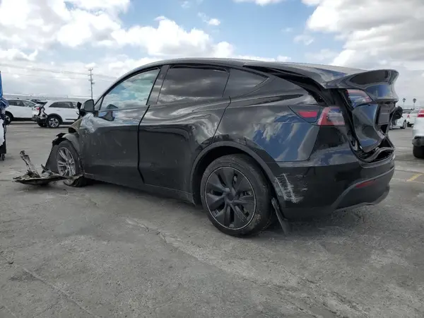 7SAYGDEE3RF080793 2024 TESLA MODEL Y - Image 2
