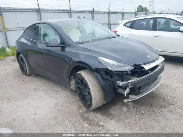 7SAYGDEE3RF093513 2024 TESLA MODEL Y - Image 1