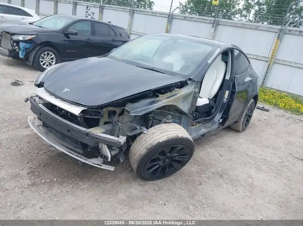 7SAYGDEE3RF093513 2024 TESLA MODEL Y - Image 2