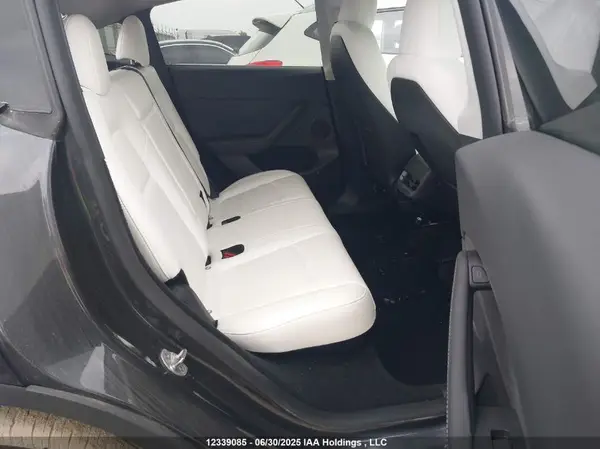 7SAYGDEE3RF093513 2024 TESLA MODEL Y - Image 8