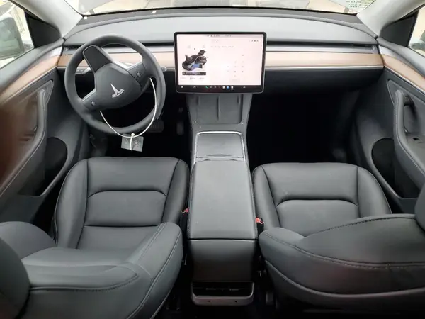 7SAYGDEE3RF117910 2024 TESLA MODEL Y - Image 8