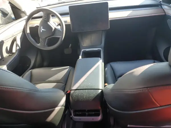 7SAYGDEE3RF132701 2024 TESLA MODEL Y - Image 8