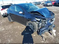 7SAYGDEE3RF132973 2024 TESLA MODEL Y