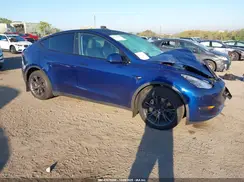 7SAYGDEE3RF160174 2024 TESLA MODEL Y