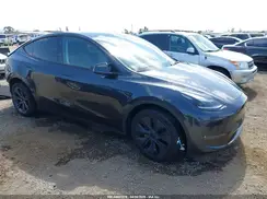 7SAYGDEE3RF178318 2024 TESLA MODEL Y