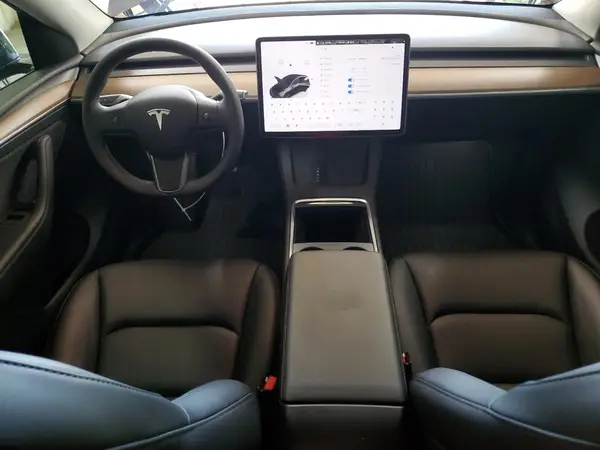7SAYGDEE3RF194213 2024 TESLA MODEL Y - Image 8