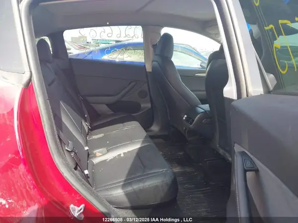 7SAYGDEE3RF200575 2024 TESLA MODEL Y - Image 8