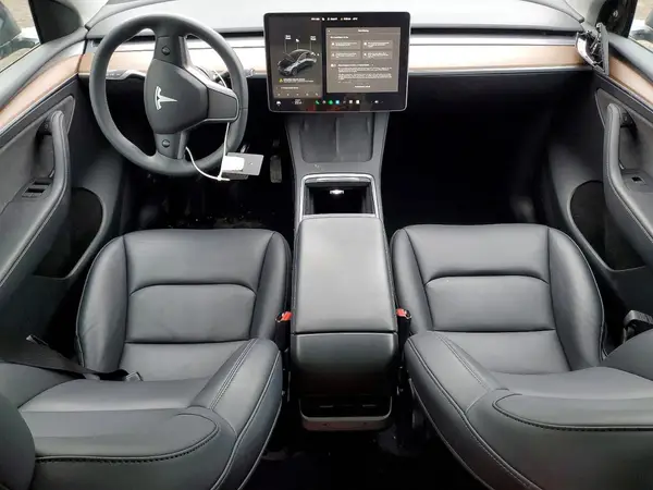 7SAYGDEE3RF203640 2024 TESLA MODEL Y - Image 8