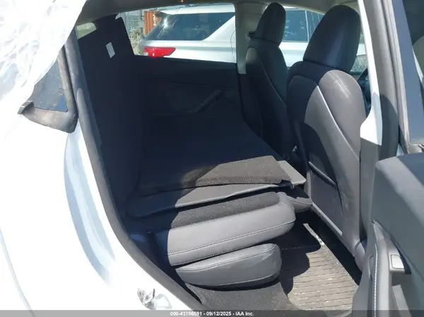7SAYGDEE3SA343397 2025 TESLA MODEL Y - Image 8
