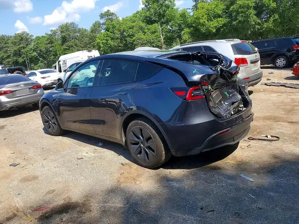 7SAYGDEE3SA356280 2025 TESLA MODEL Y - Image 2