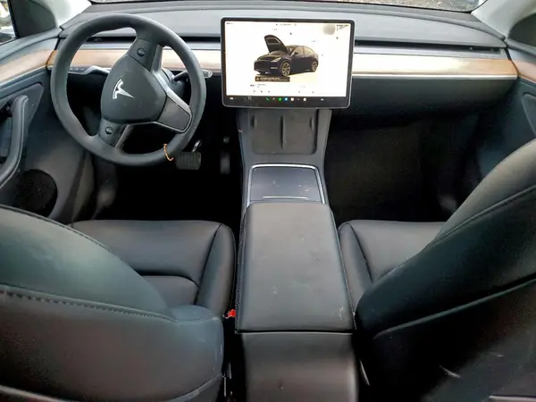 7SAYGDEE3SA366243 2025 TESLA MODEL Y - Image 8