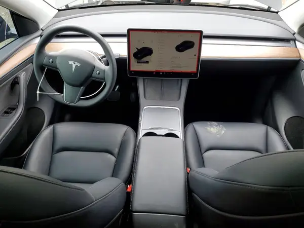 7SAYGDEE3SF250754 2025 TESLA MODEL Y - Image 8