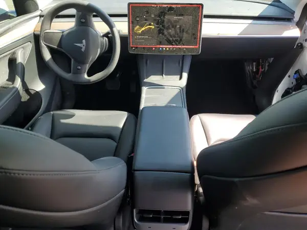 7SAYGDEE3SF255680 2025 TESLA MODEL Y - Image 8