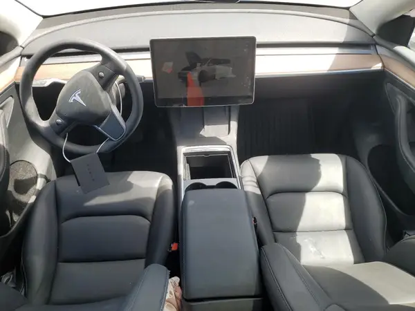 7SAYGDEE3SF277114 2025 TESLA MODEL Y - Image 8