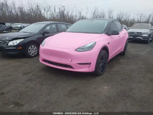 7SAYGDEE3SF280580 2025 TESLA MODEL Y - Image 2