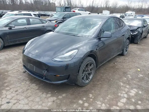 7SAYGDEE3SF282880 2025 TESLA MODEL Y - Image 2