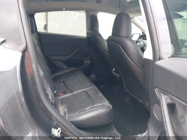 7SAYGDEE3SF282880 2025 TESLA MODEL Y - Image 8