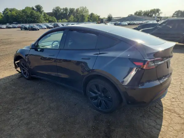 7SAYGDEE3SF284144 2025 TESLA MODEL Y - Image 2