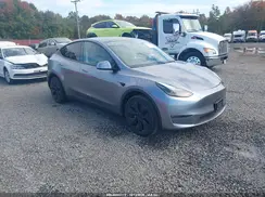 7SAYGDEE3SF285763 2025 TESLA MODEL Y