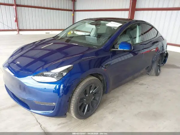 7SAYGDEE3SF290252 2025 TESLA MODEL Y - Image 2