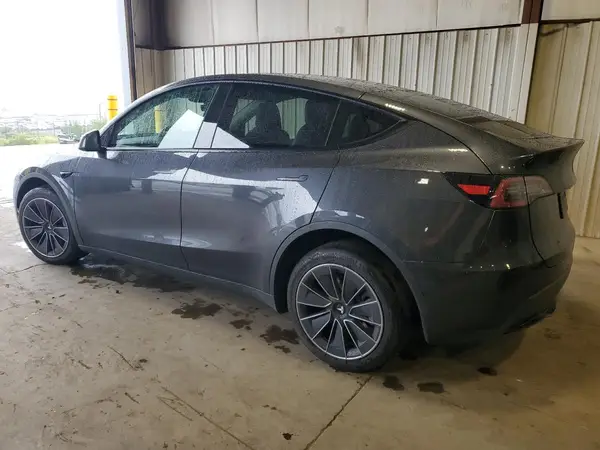 7SAYGDEE3SF293085 2025 TESLA MODEL Y - Image 2