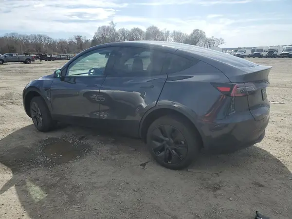 7SAYGDEE3SF304750 2025 TESLA MODEL Y - Image 2