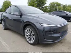 7SAYGDEE3TA390463 2026 TESLA MODEL Y