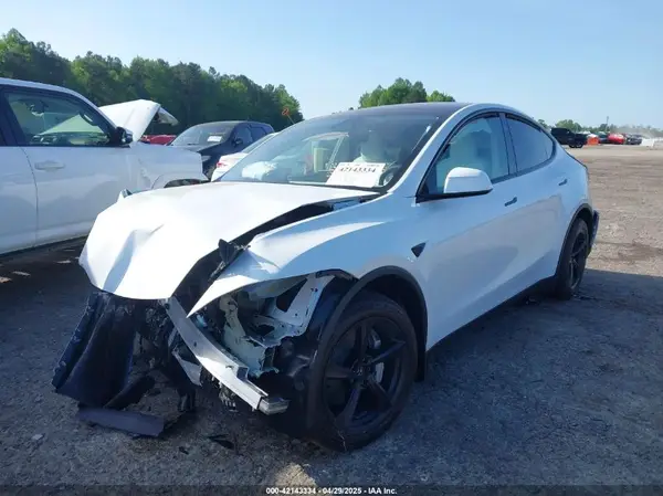 7SAYGDEE3TA391421 2026 TESLA MODEL Y - Image 2
