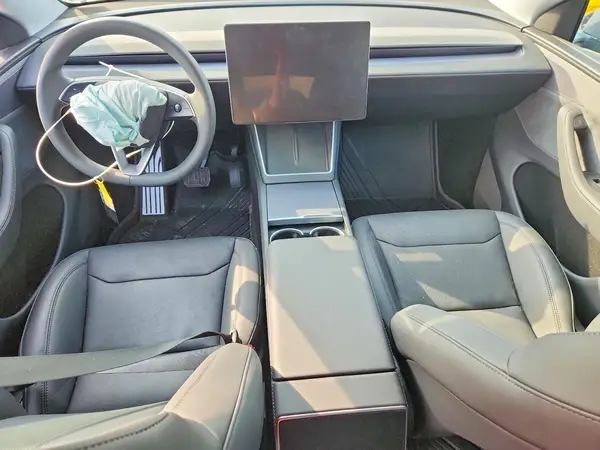 7SAYGDEE3TA394156 2026 TESLA MODEL Y - Image 8