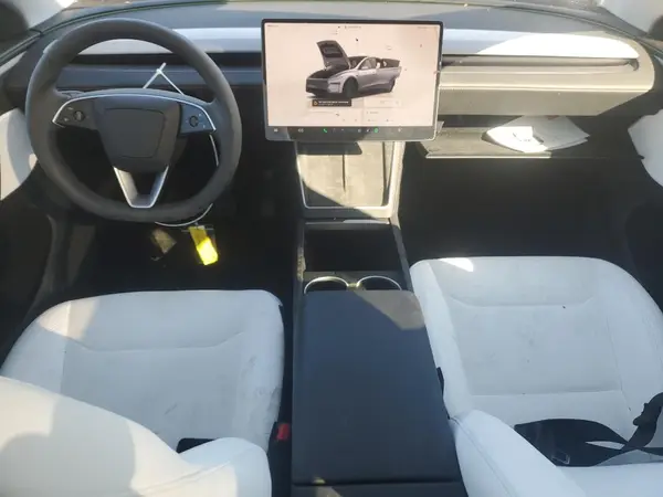 7SAYGDEE3TA409366 2026 TESLA MODEL Y - Image 8
